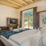 Vier Sport,- Und Wellnesshotel Hotell Sankt Leonhard im Pitztal