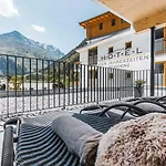 Vier Sport,- Und Wellnesshotel 4*