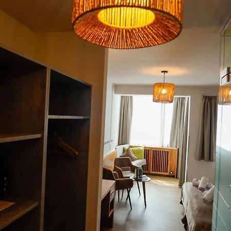 Vier Jahreszeiten Hotell