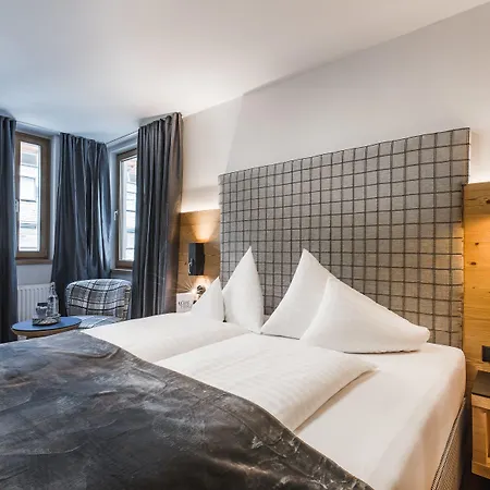 Vier Sport,- Und Wellnesshotel Отель Санкт-Леонхард-им-Пицталь