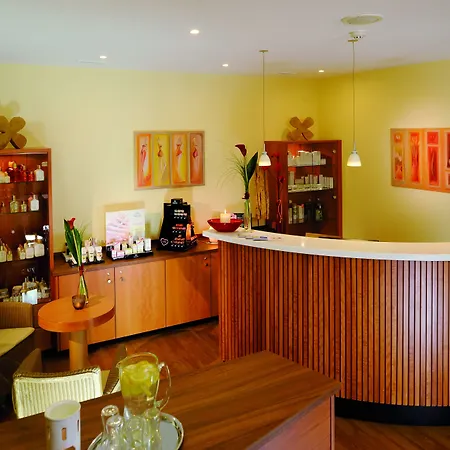 Vier Sport,- Und Wellnesshotel Отель