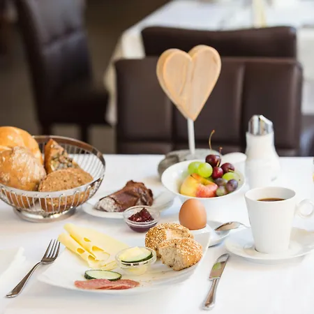 Hotell Vier Sport Und Wellnesshotel