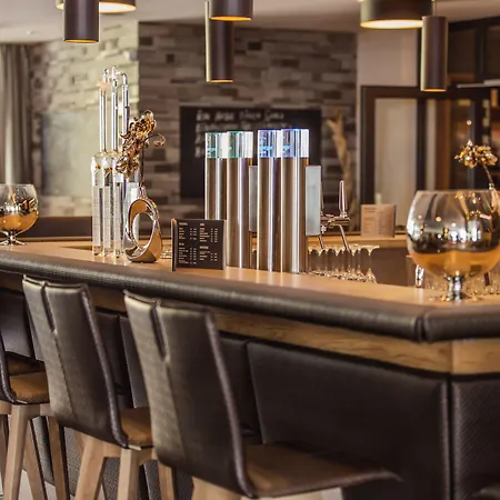 Vier Sport,- Und Wellnesshotel Отель