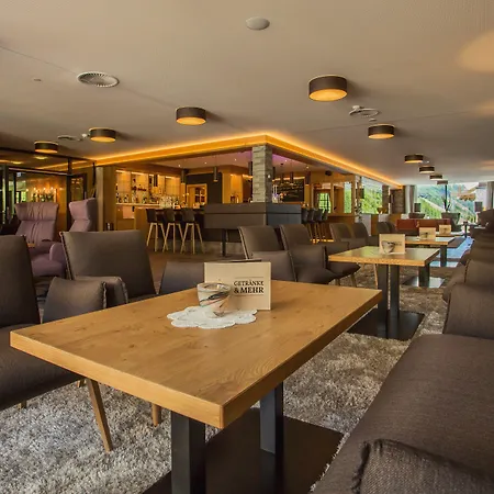 Hotell Vier Sport Und Wellnesshotel