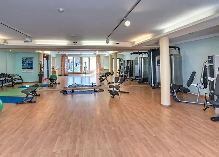 Vier Sport,- Und Wellnesshotel