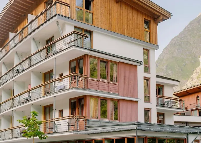 Vier Sport,- Und Wellnesshotel 4*