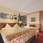 Vier Sport,- Und Wellnesshotel 4* Sankt Leonhard im Pitztal