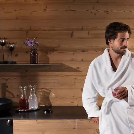 Vier Sport,- Und Wellnesshotel Hotell 4*