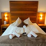 Vier Sport,- Und Wellnesshotel Отель Санкт-Леонхард-им-Пицталь