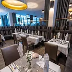 Отель Vier Sport,- Und Wellnesshotel Санкт-Леонхард-им-Пицталь