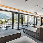 Vier Sport,- Und Wellnesshotel 4* Санкт-Леонхард-им-Пицталь