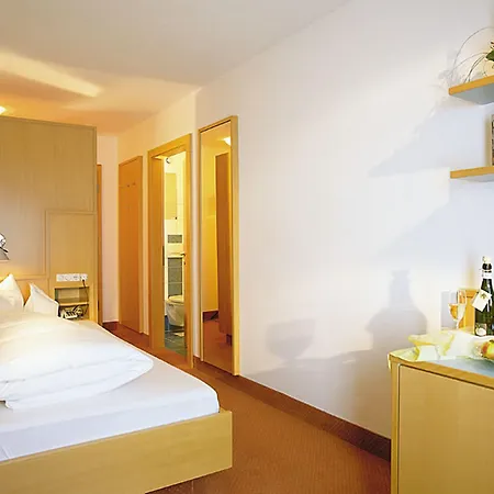 Vier Sport,- Und Wellnesshotel 4*