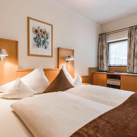 Vier Sport,- Und Wellnesshotel Hotel 4*