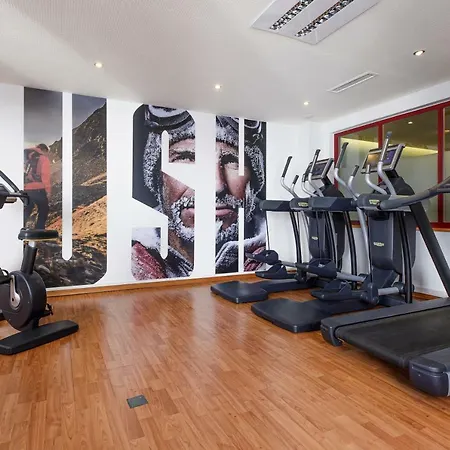 Vier Sport Und Wellnesshotel Sankt Leonhard im Pitztal