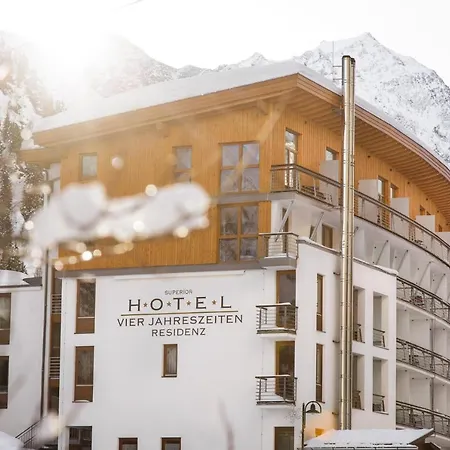 Vier Jahreszeiten St. Leonhard im Pitztal